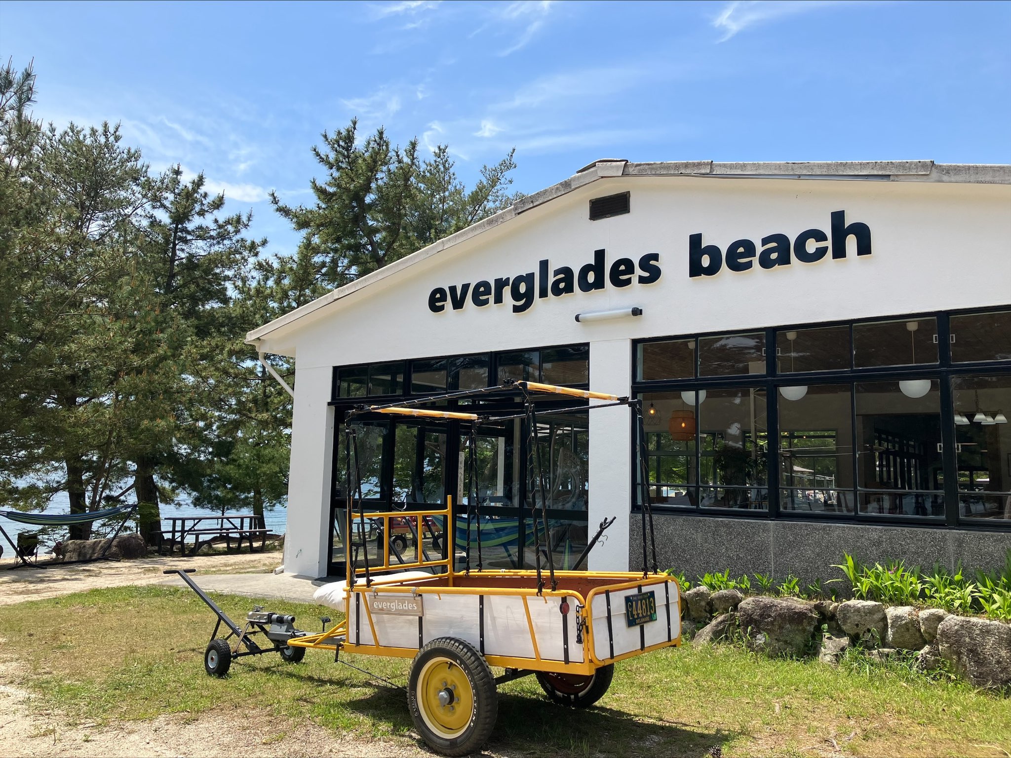 ビーチハウス　湖水浴
