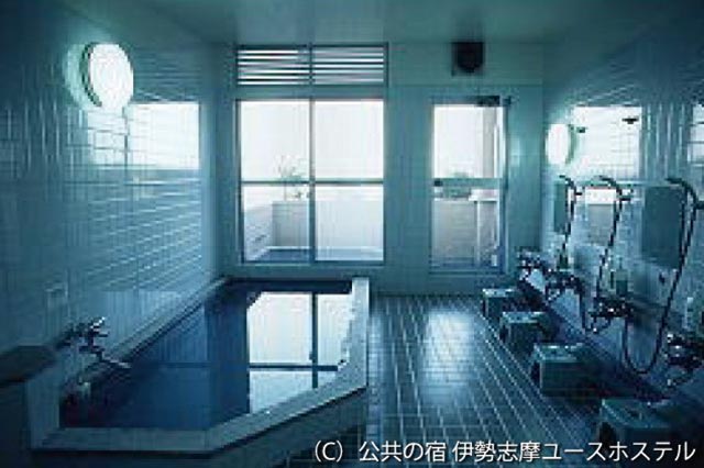 ユースホステル